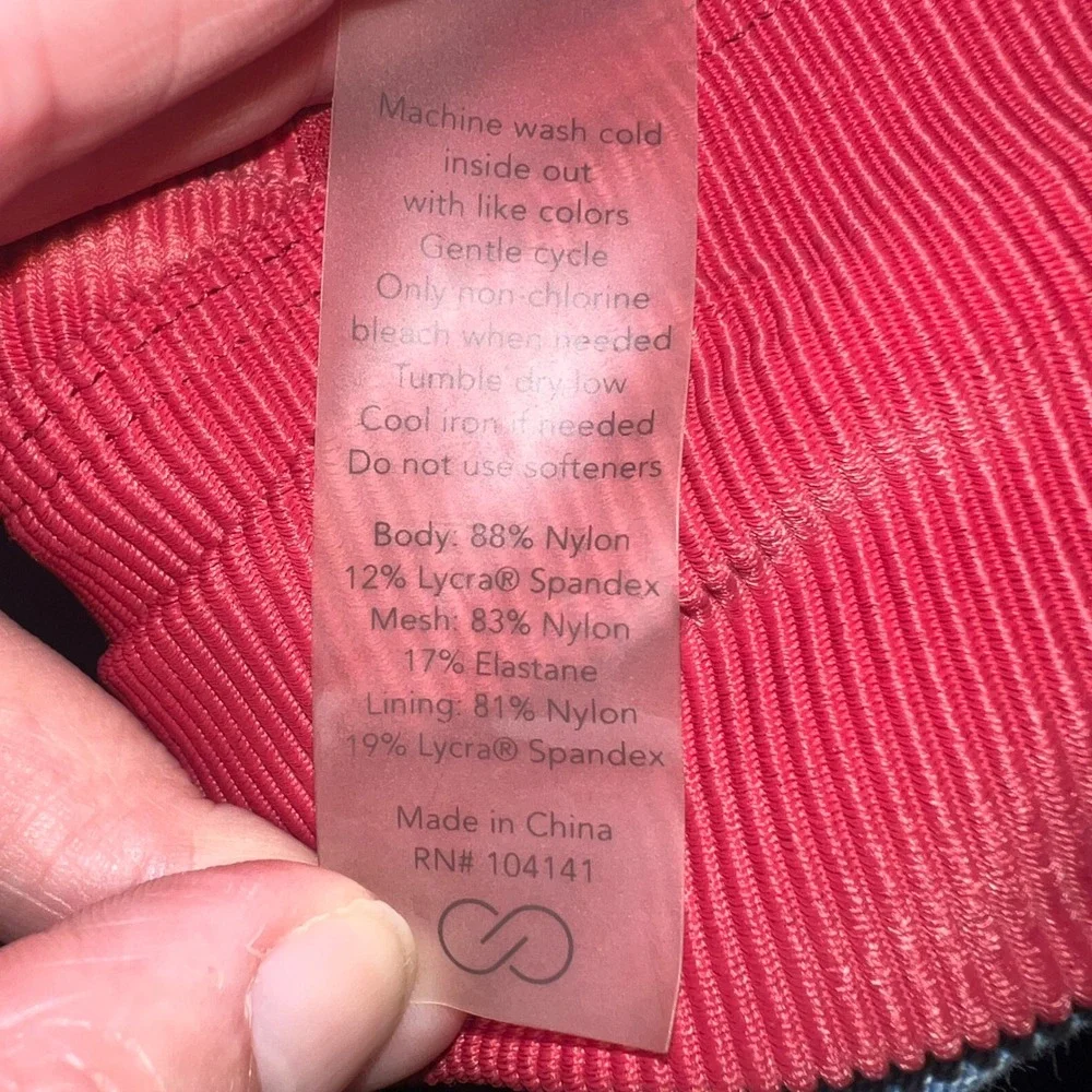 CALIA Sports Bra Womens Medium Red Excellent Ribbed High Neck Crossback Active
